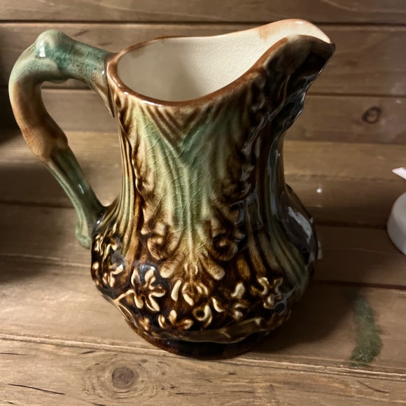 Harvest Goods vintage ceramic green and brown 5 inch pitcher - Picture 9 of 10